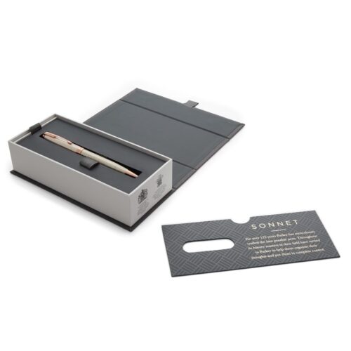 Mở hộp BÚT KÝ PARKER SONNET Chiselled Silver PGT BP chính hãng với ngòi bi khô tiện dụng tại PARKER Việt nam