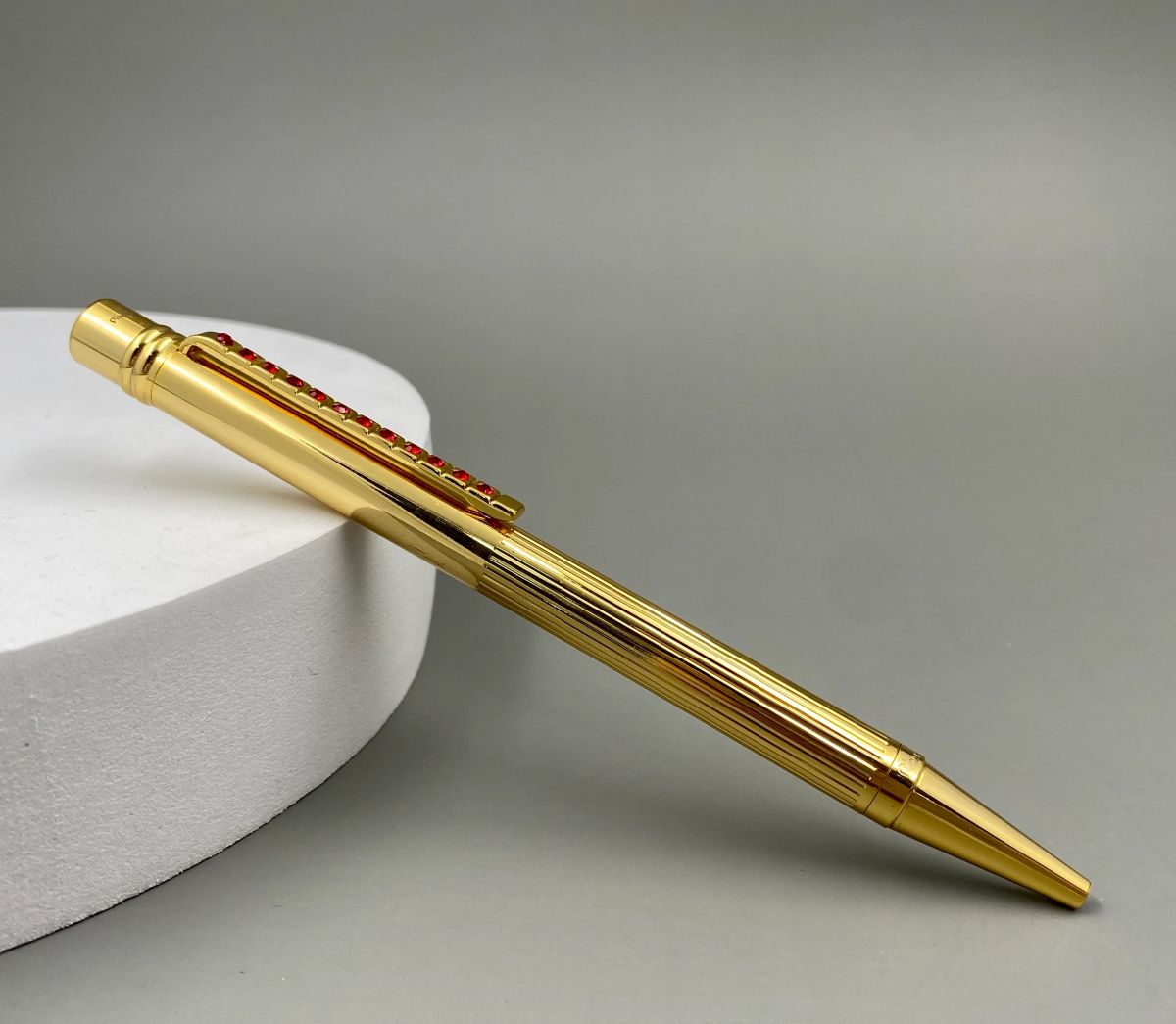 Đánh giá bút Pierre Cardin – Biểu tượng của phong cách và đẳng cấp.